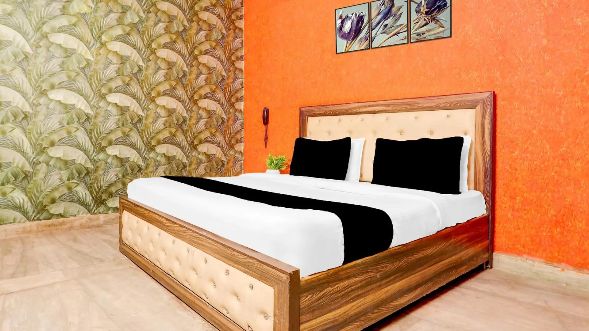 Hotel O Uttam Nagar Near Akash Hospital New Delhi India