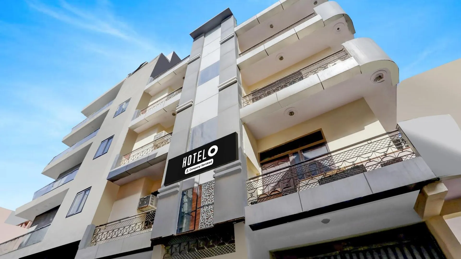 Hotel O Uttam Nagar Near Akash Hospital New Delhi