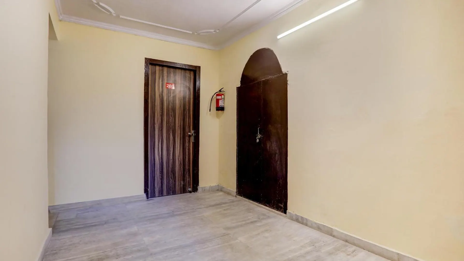 Hotel O Uttam Nagar Near Akash Hospital New Delhi